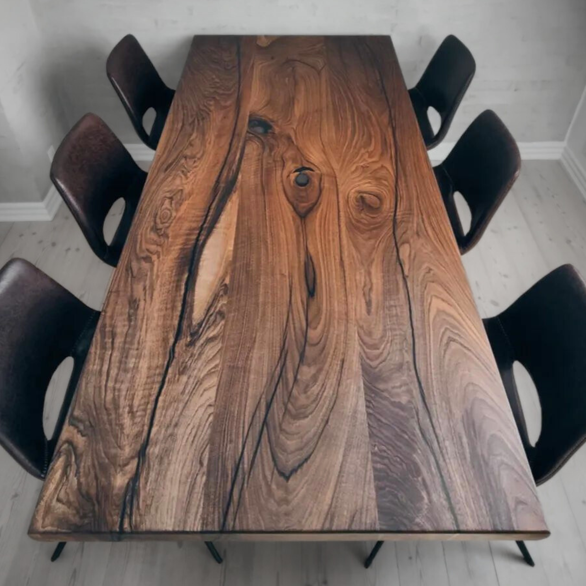 Fransk valnød Plankeborde: 3 planker (Inspirations bord)