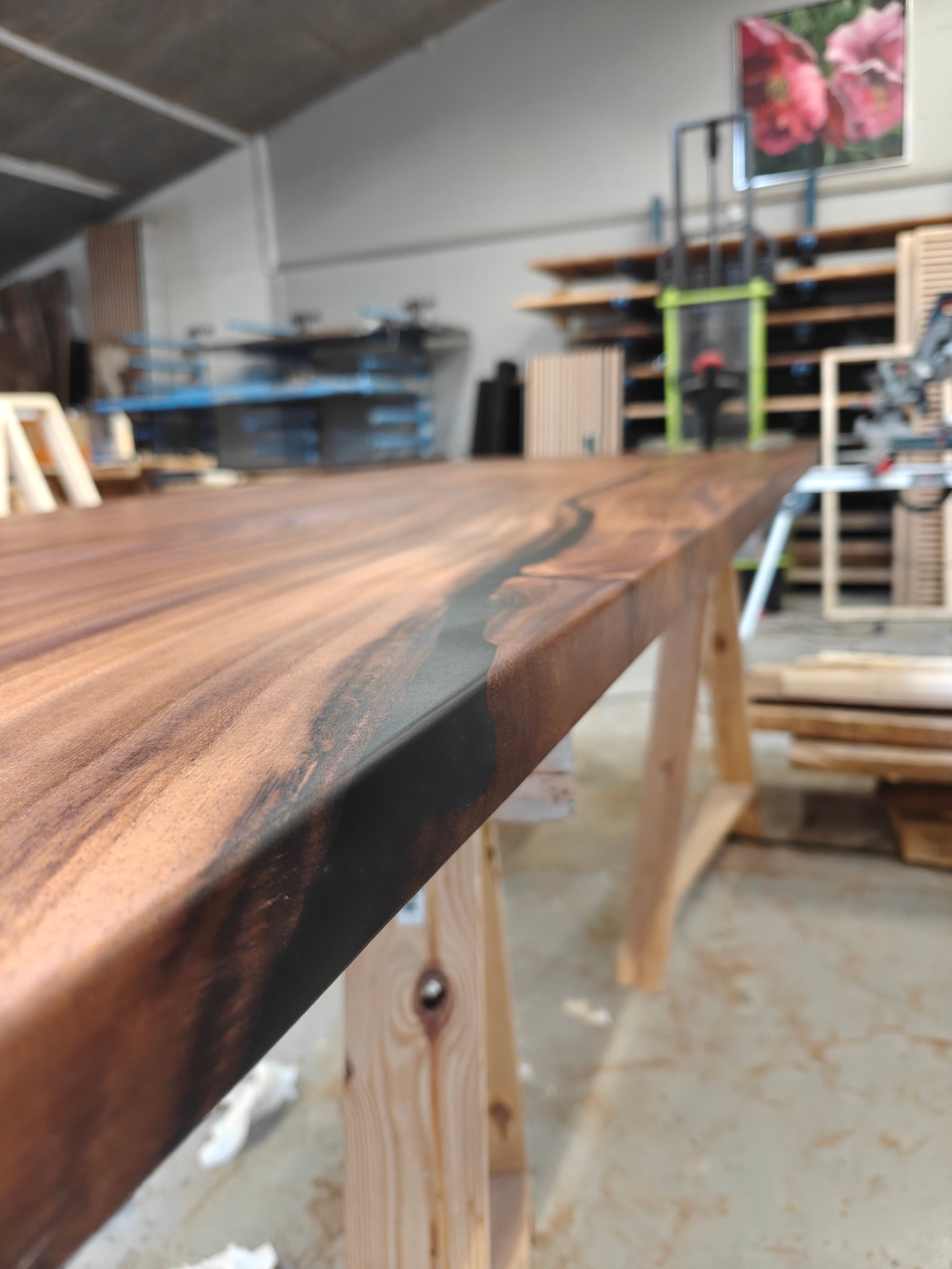 PLANKEBORD | VALNØD | 1 HEL PLANKE | 254 X 101 CM