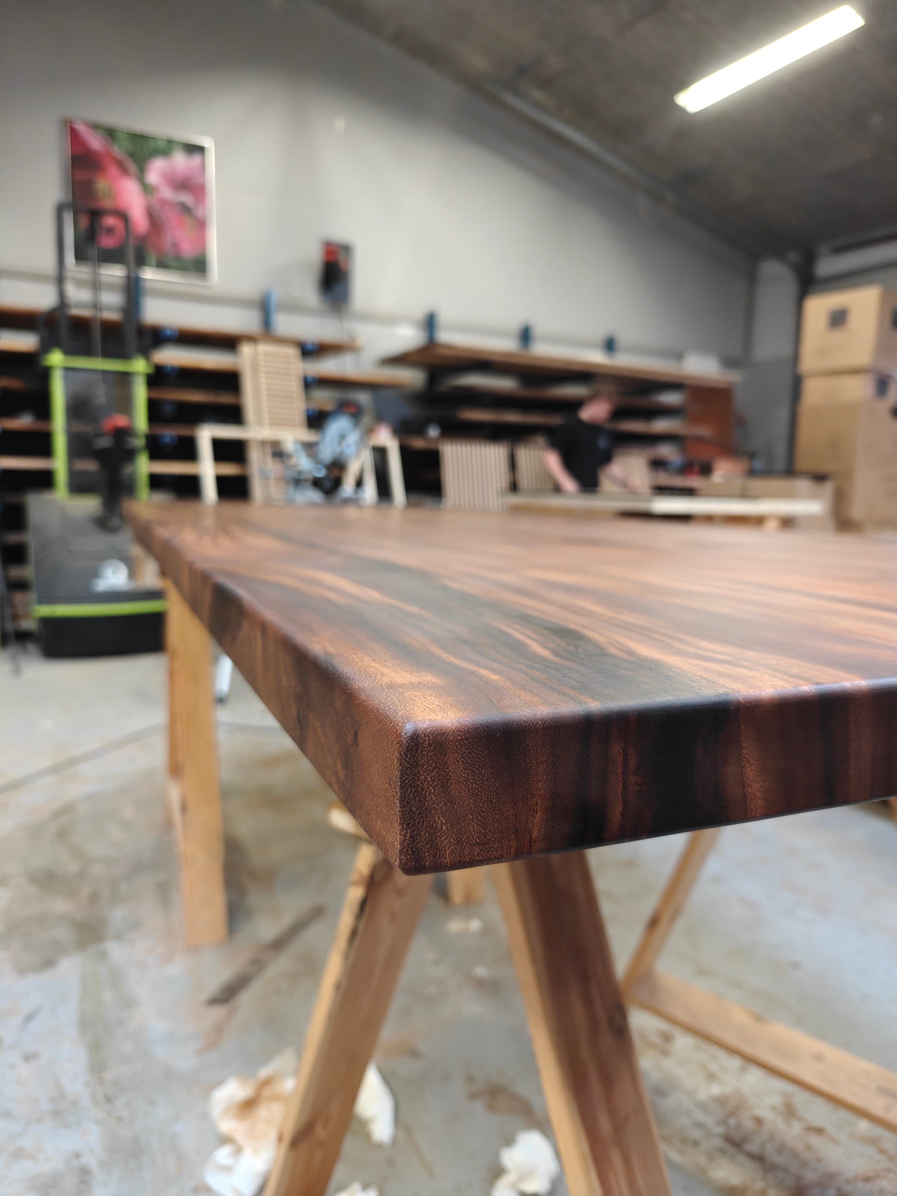 PLANKEBORD | VALNØD | 1 HEL PLANKE | 254 X 101 CM