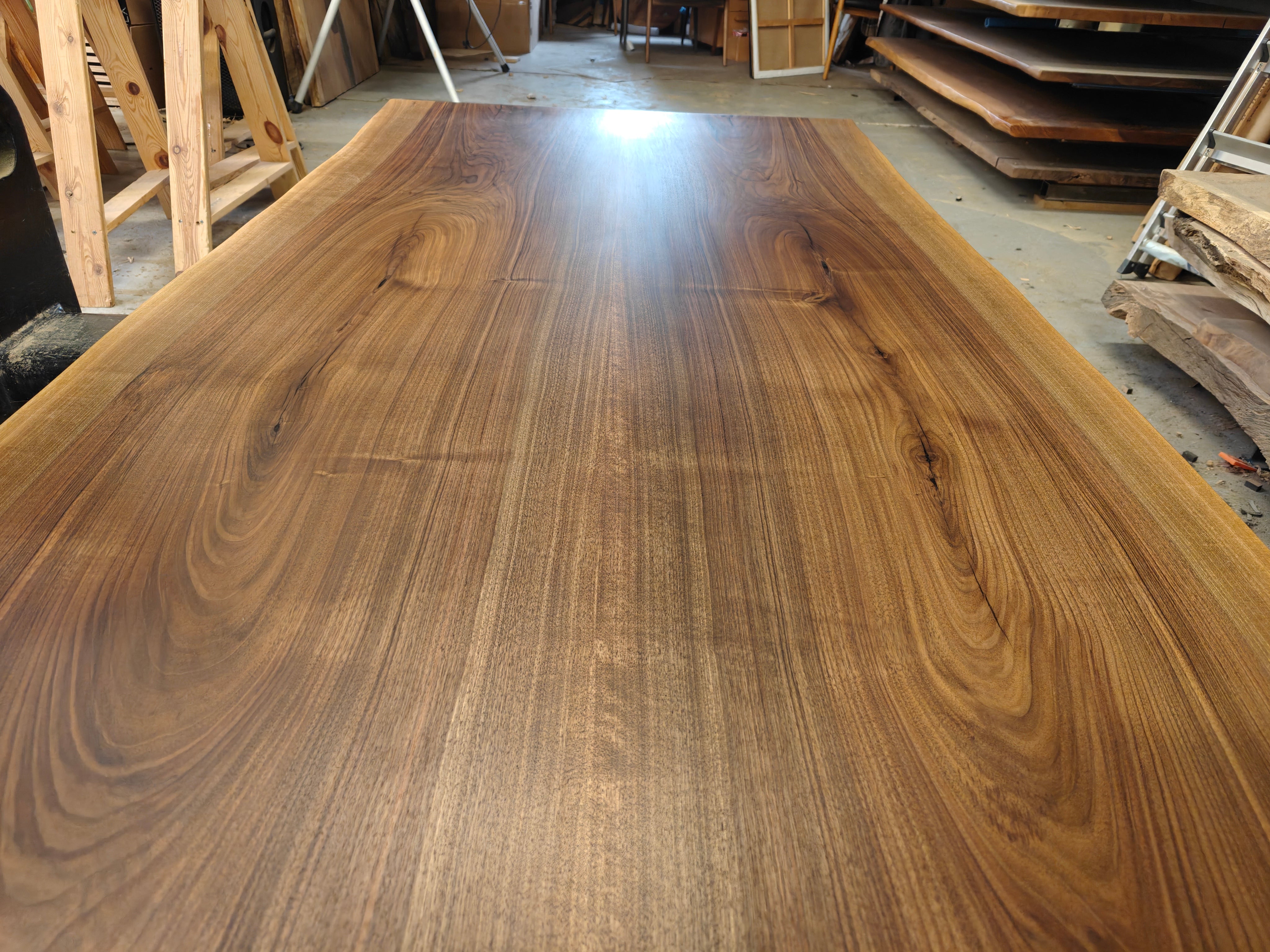 PLANKEBORD | FRANSK VALNØD | 310 x 105 cm