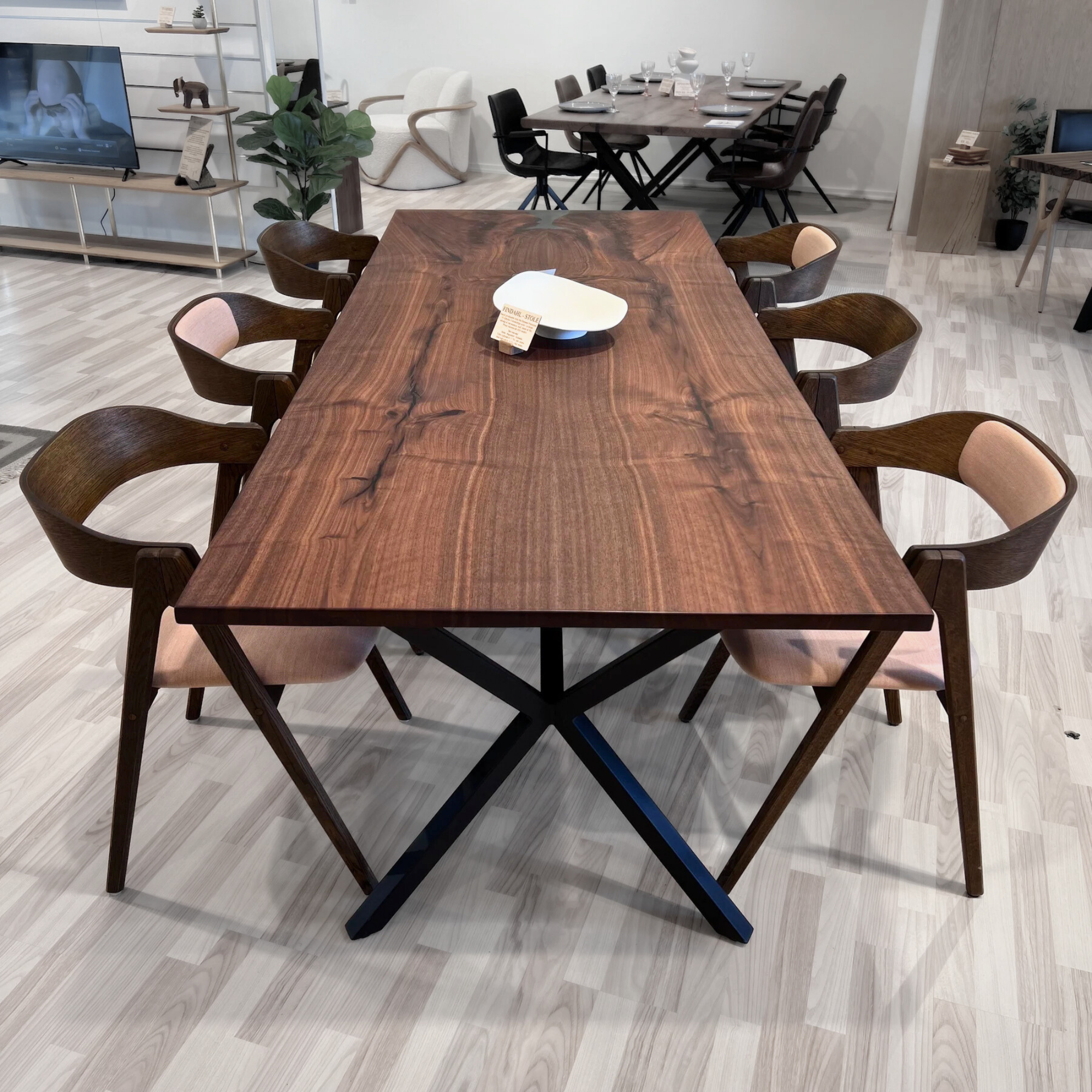 PLANKEBORD | KAUKASISK VALNØD | 250CM X 99CM